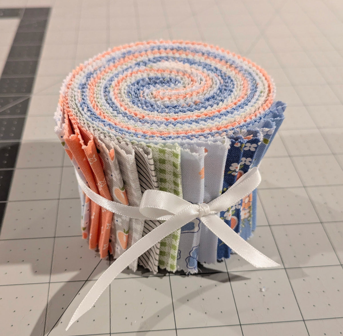 Peachy Keen Mini Jelly Roll