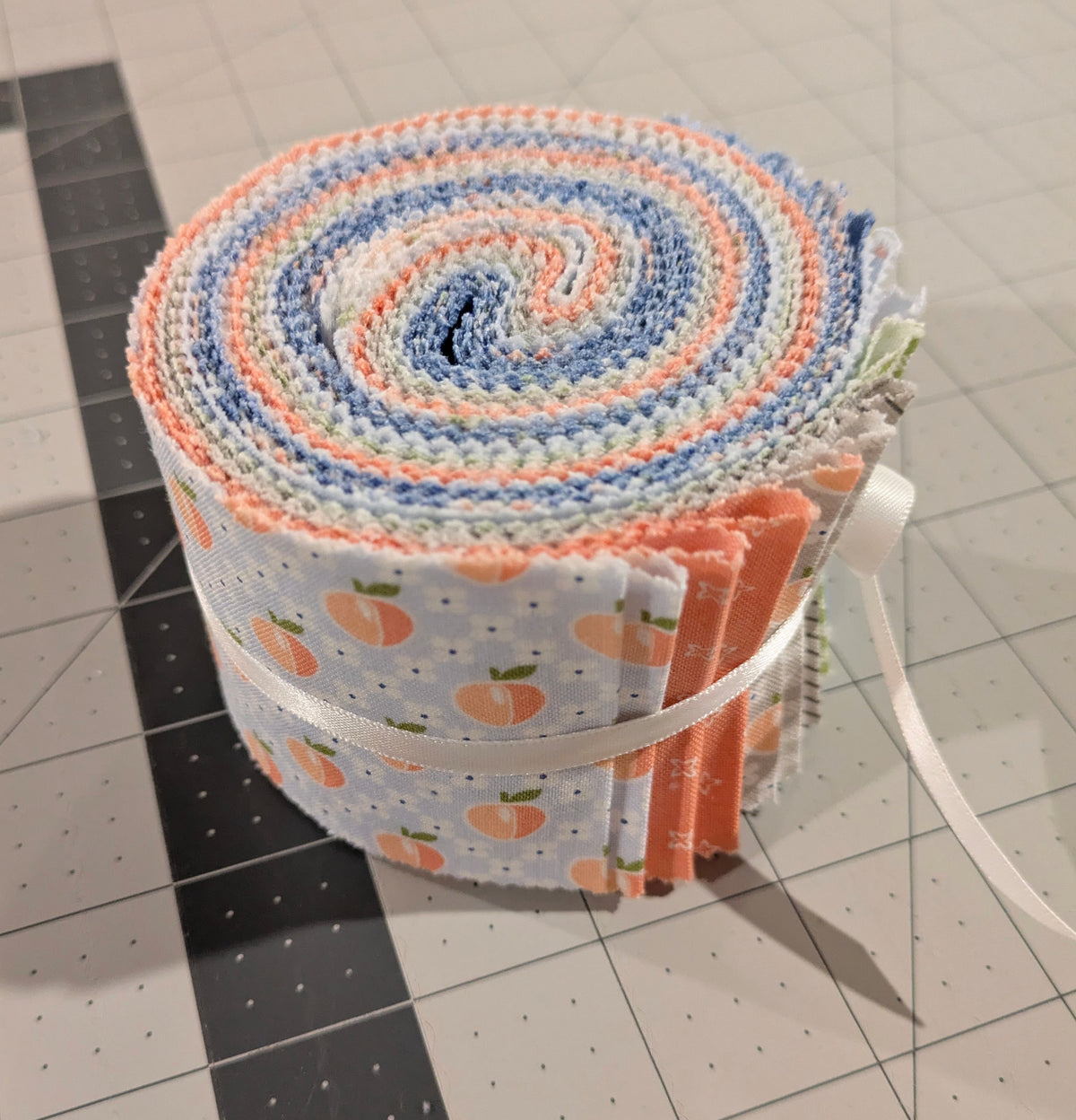 Peachy Keen Mini Jelly Roll